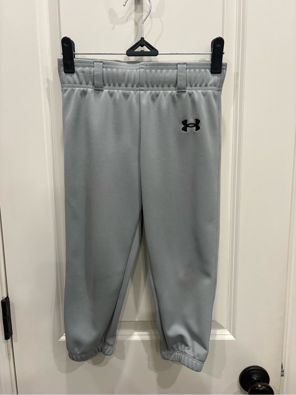 Under Armour gray youth small baseball pants Good condition